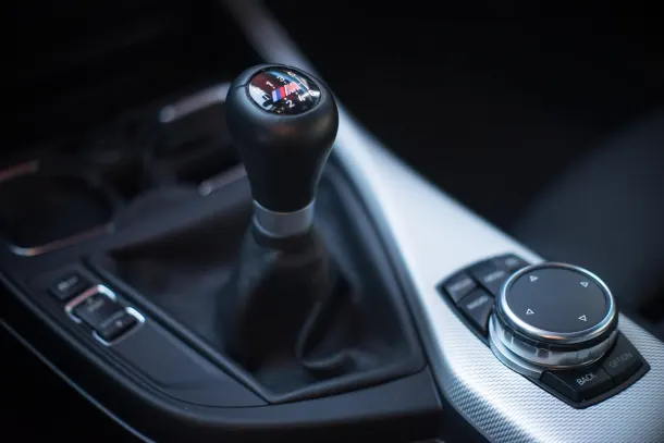 카지노 미스터 잭 베가스 안드로이드/iOS 앱